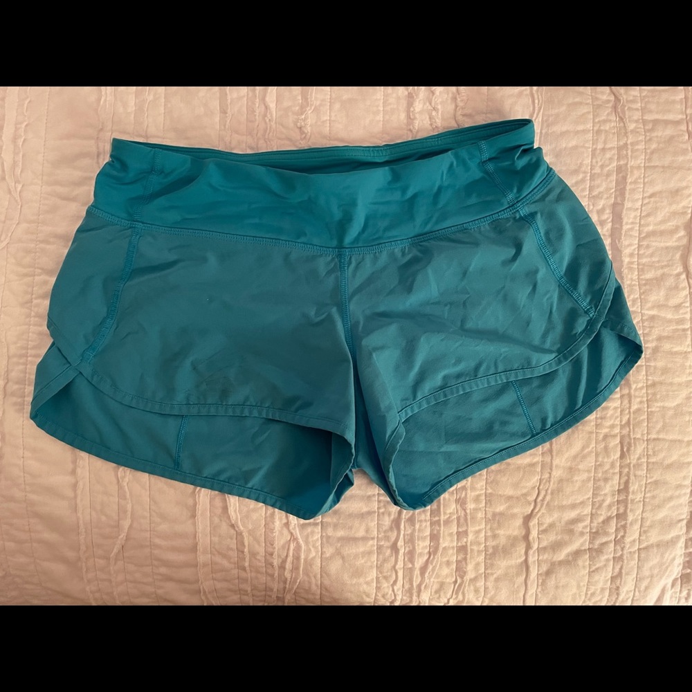 Lululemon Speed up Shorts 2.5
